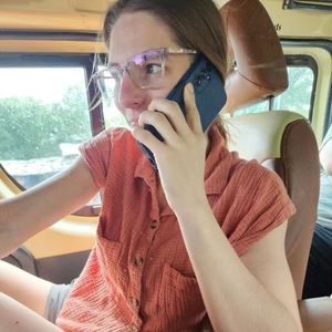 Meet your Posher, Alana